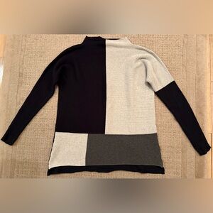 Project Sweater Colorblock Ribbed Knit Black Gray Dolman Sleeve Top medium m
